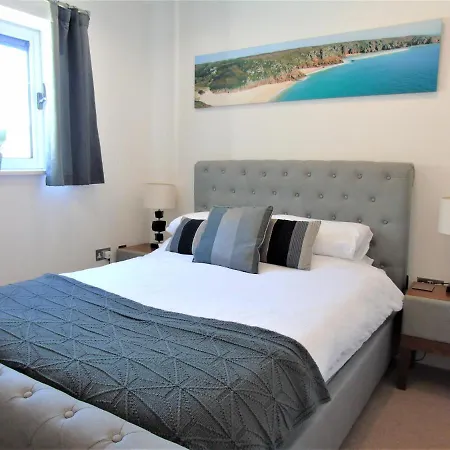 Apartment Seaview, Luxury Apartment, 2 Min Walk To Porth Beach Newquay (Cornwall)